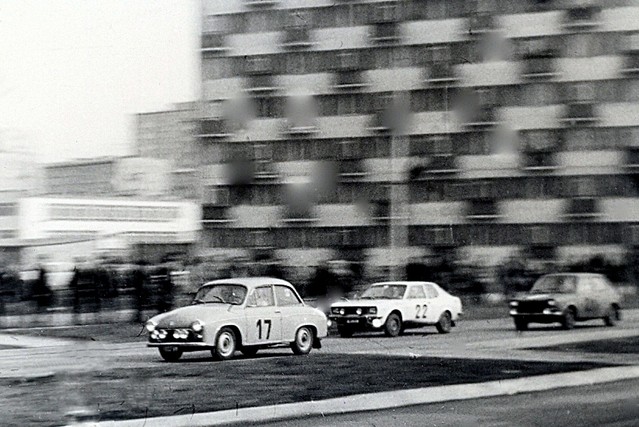 Syrenka na czele! Picasa #225802