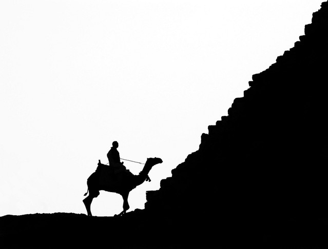 pod piramidą... Stanisław Hawrus #280274