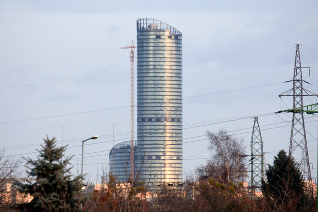 Skytower. Wrocław Animacja pokazująca wzrost wieżowca Skytower